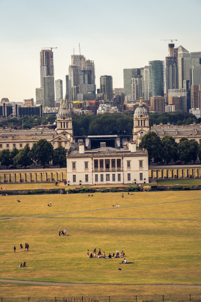 从格林威治公园的视角看伦敦全景图片下载