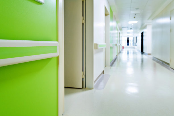 病房里空荡荡的走廊图片下载