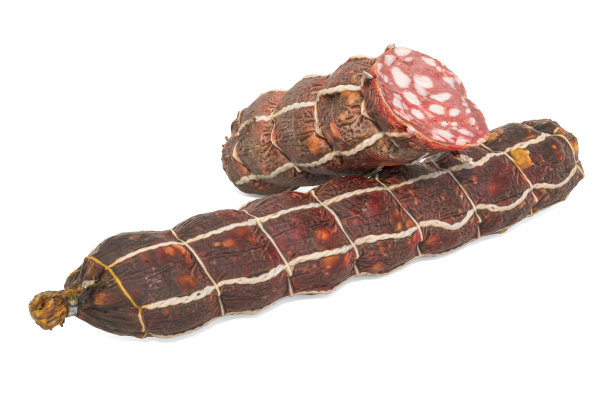 干香肠和它的截面三维渲染与现实的纹理隔离在白色的背景图片下载