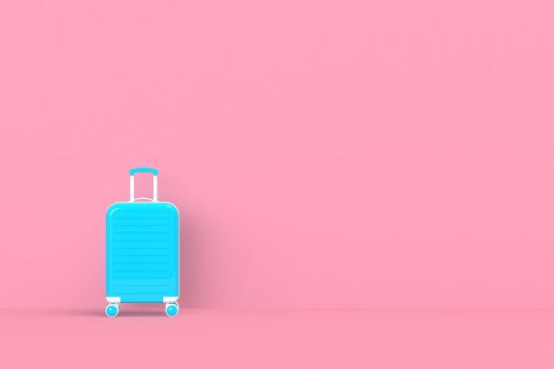 粉红色背景上的现代蓝色旅行袋。旅行的概念。假期旅行。副本的空间。最小的风格。3 d渲染图图片下载
