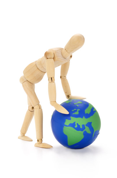 人的身影推动或滚动着世界图片下载