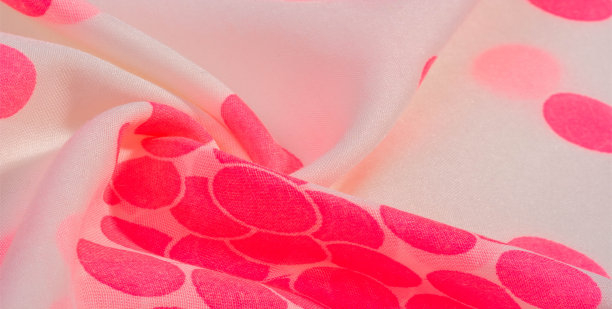 纹理背景，红色圆点图案的丝绸面料创造有趣的定制和设计。创作设计、明信片、海报和衬里。不要忘记为你的有趣项目准备照片!图片下载
