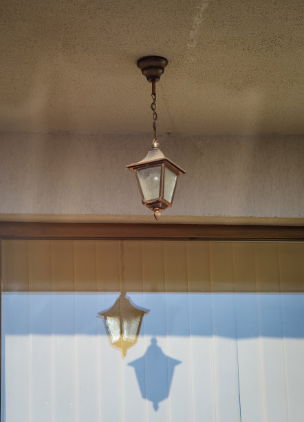 墙上的灯笼图片下载