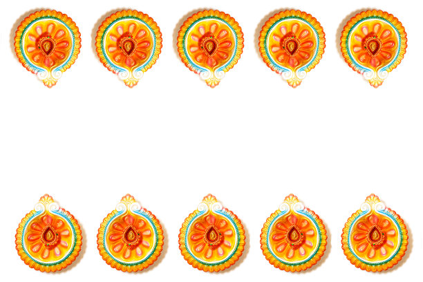 快乐的排灯节-粘土Diya灯点燃在排灯节，印度节日的灯庆祝。彩色的传统油灯在白色的背景上。为文本复制空间。图片下载