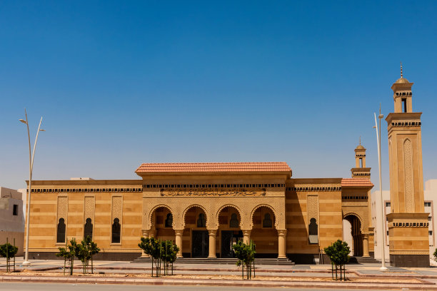 麦加路图瓦克大街社区的新清真寺图片下载