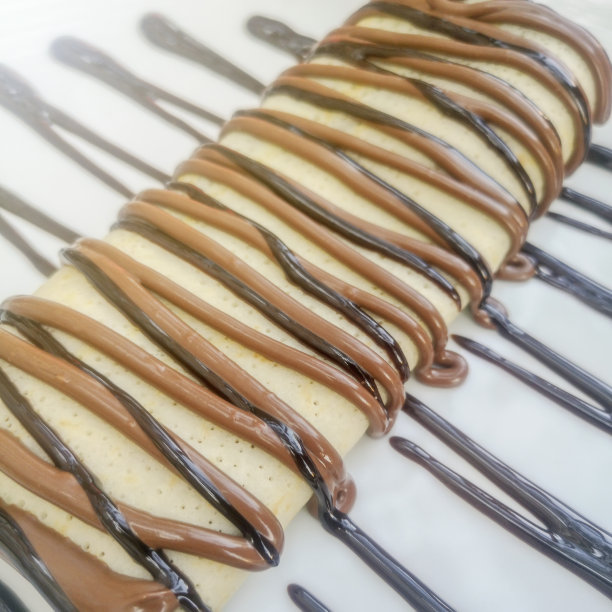 巧克力奶油可丽饼，自制薄煎饼图片下载