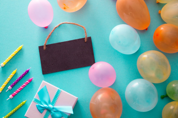 气球的生日概念图片下载