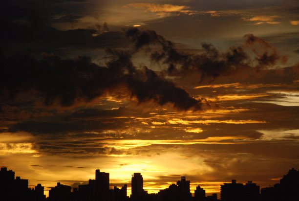 城市阳光图片下载