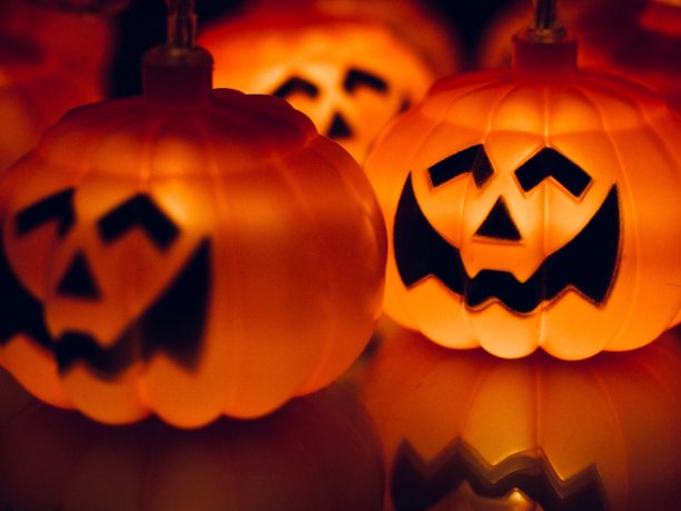 万圣节，南瓜娃娃，灯图片下载