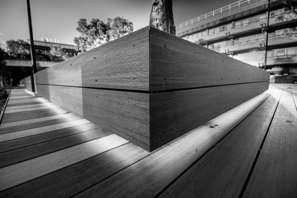 单色对称木甲板图片下载