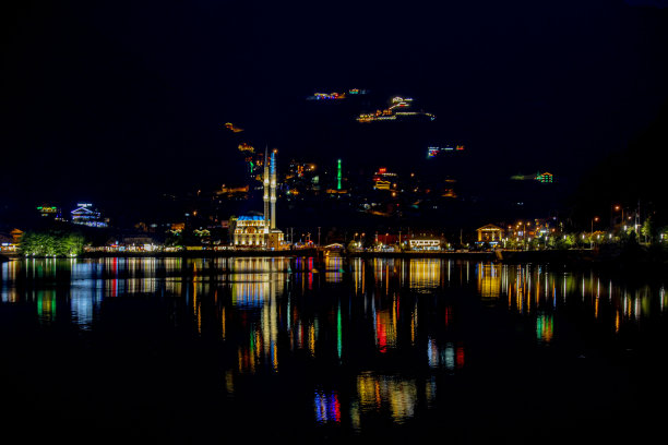 自然与绿色uzungöl图片下载