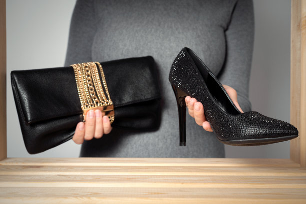 展示与鞋子。买鞋、卖鞋的概念。图片下载