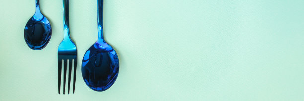 餐具乡村的餐具，用于进食或上菜。本空间图片下载