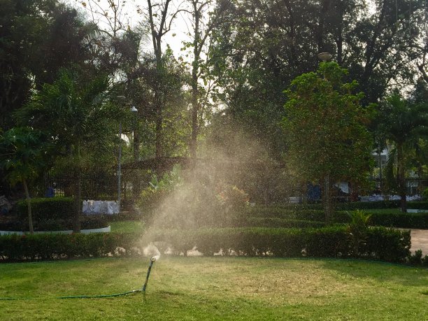 洒水车图片下载