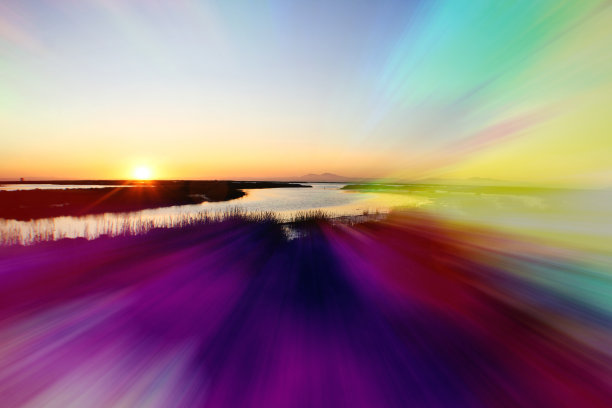 日出与美丽的太阳耀斑高质量图片下载