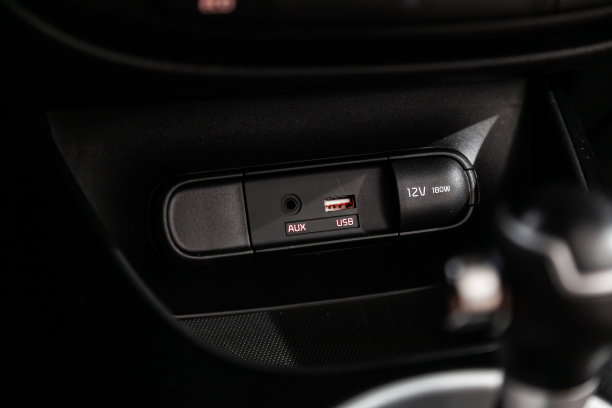 现代汽车内饰:零件，按钮，旋钮图片下载