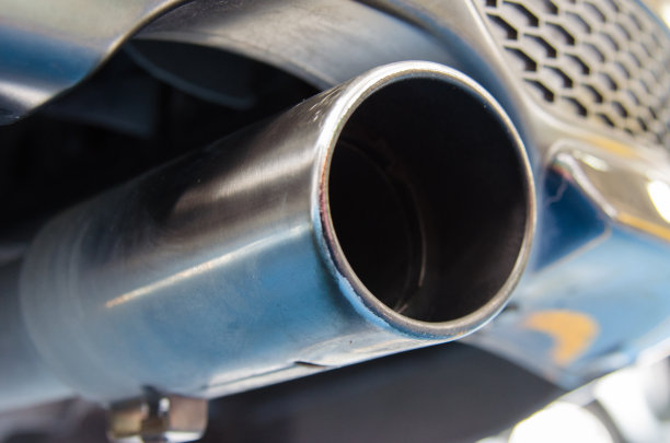 汽车尾气烟图片下载