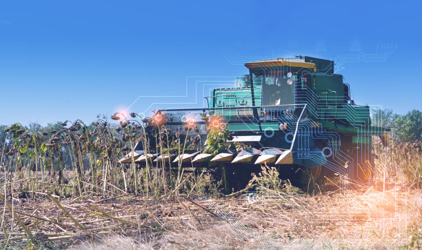 利用物联网将管理与收获相结合，选择最优参数，提高生产率，降低成本。未来农业技术图片下载