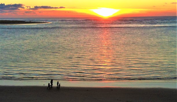 日落海滩图片下载