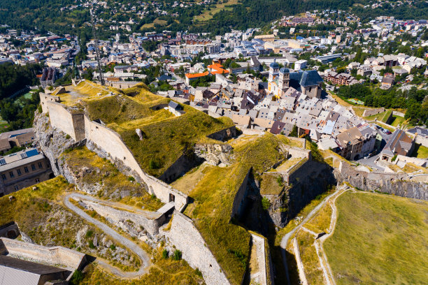 布列松镇，法国图片下载