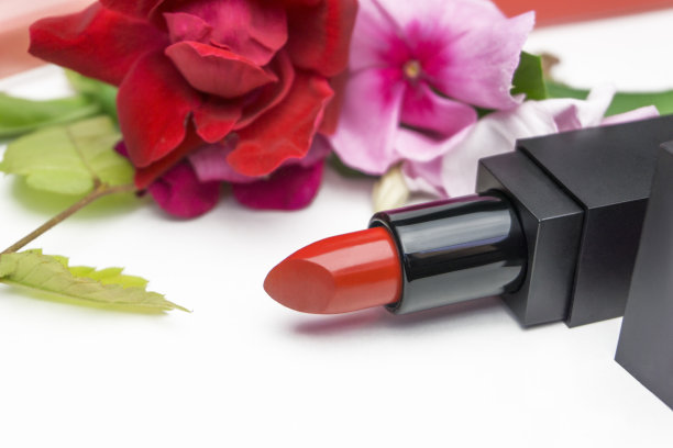 唇贴有花又淡图片下载