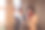 后视图的女人与手机在商务会议图片下载