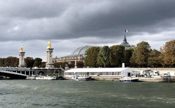 巴黎大皇宫和亚历山大三世图片下载