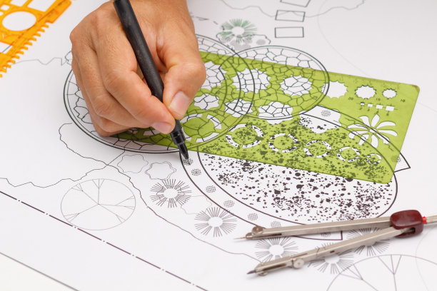 景观设计师设计石庭院在后院花园平面图图片下载