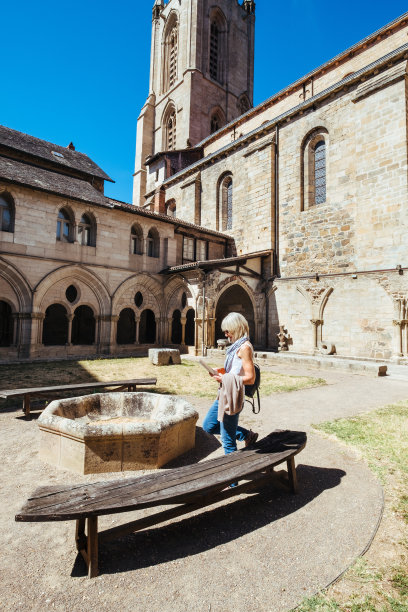 薄纱大教堂，多尔多涅地区，法国图片下载