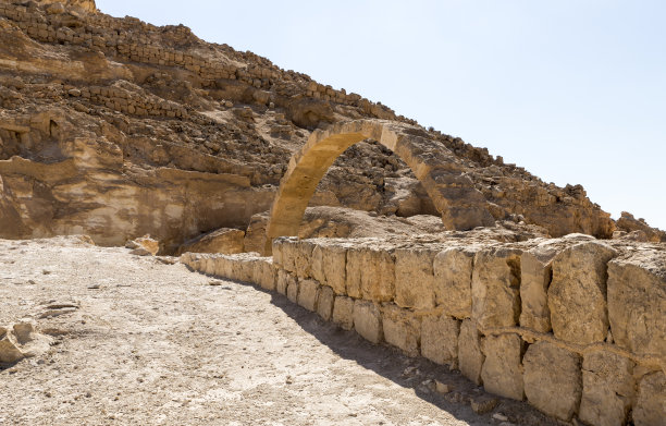 阿夫达特住宅建筑遗址，位于以色列犹太沙漠的香料之路上，已被联合国教科文组织列入世界遗产名录图片下载