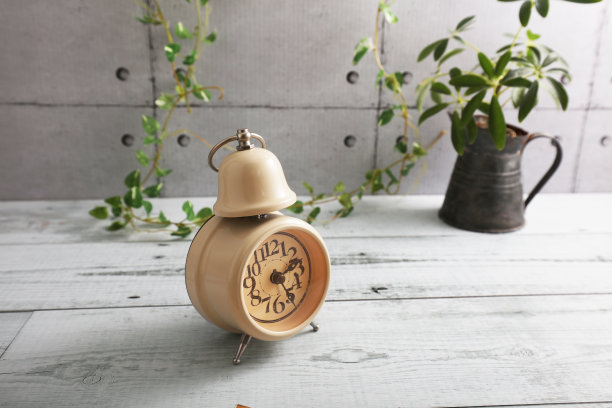 一个闹钟图片下载