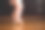 小女孩穿着尿布，站在走廊里试妈妈的鞋图片下载