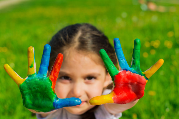 彩色的手。图片下载