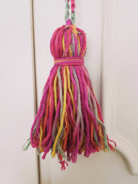 羊毛多色装饰流苏家居装饰图片下载