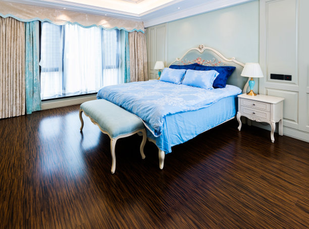 新家舒适的卧室图片下载