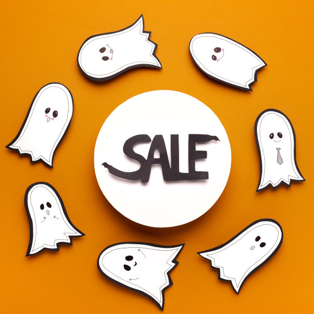 万圣节的销售文字被幽灵的低语包围着图片下载