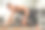 健身教练在运动室内的背景。男性模特与肌肉健康和苗条的身体图片下载