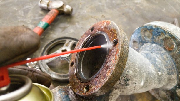 适用于金属零件的脱脂油图片下载