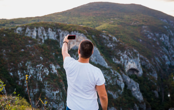 拍照的人图片下载