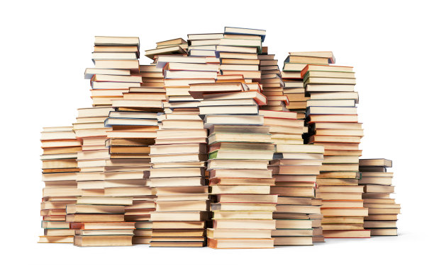 许多旧书孤立在白色的背景上。文件包含到隔离的路径。图片下载