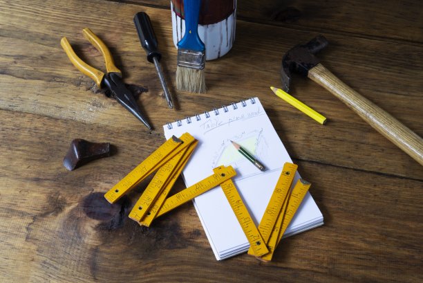 木匠的工作工具图片下载