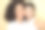 快乐的多种族千禧女友一起自拍图片下载