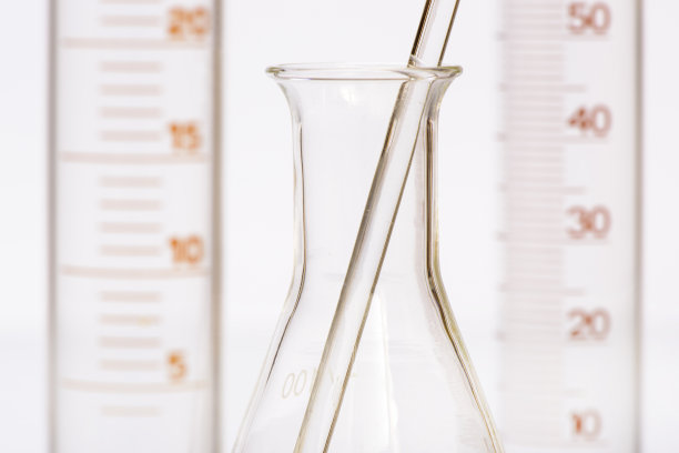 科学实验室的玻璃器皿图片下载