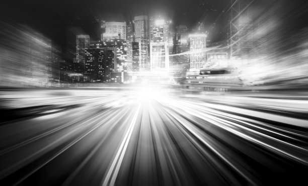 城市运动的黑白模糊效果图片下载