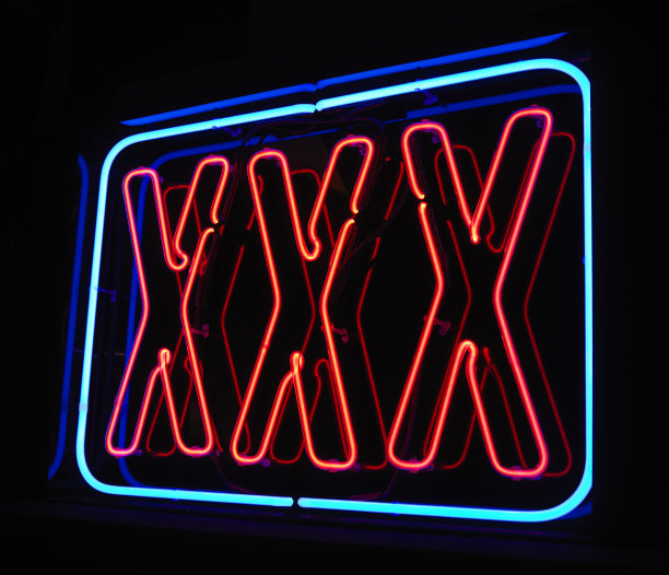 XXX霓虹灯图片下载