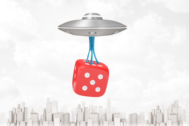 银色金属UFO携带红色赌场骰子在白色城市摩天大楼的背景的3d渲染图片下载