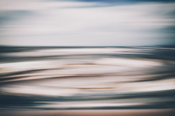 《暮光之城》。线的艺术,错觉。抽象背景海景，运动模糊，长曝光。图片下载