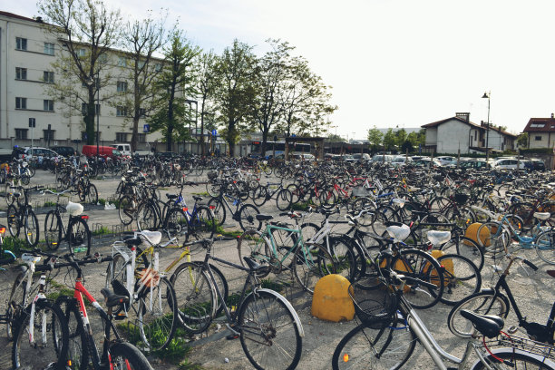 自行车停车图片下载