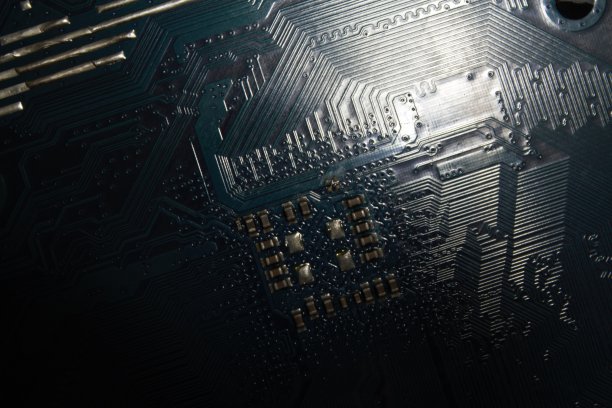 计算机主板的背面图片下载