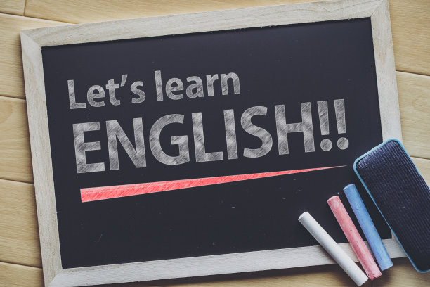 写在黑板上的英文图像图片下载